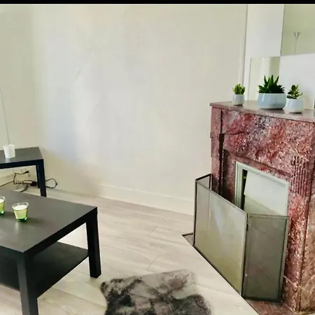2 Pieces Proche De Paris Apartman